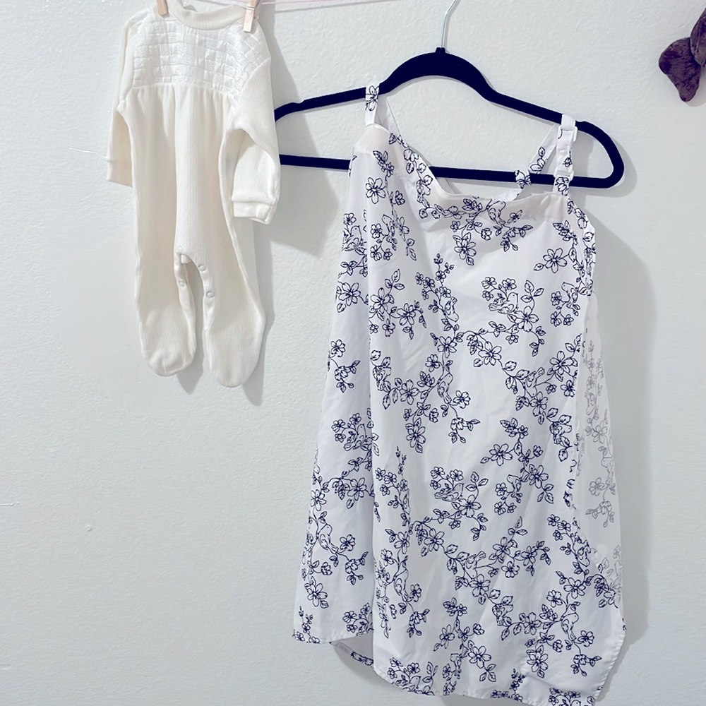 Adjustable nursing cover